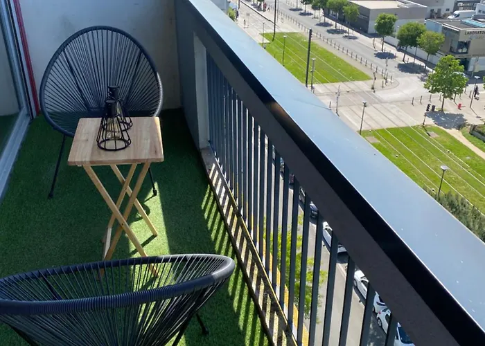 公寓 Spacieux - 10' Gare *